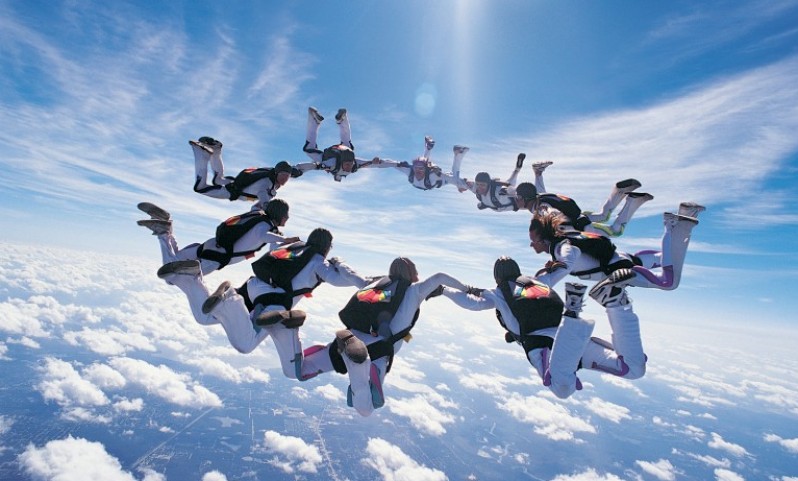 sky divers joined